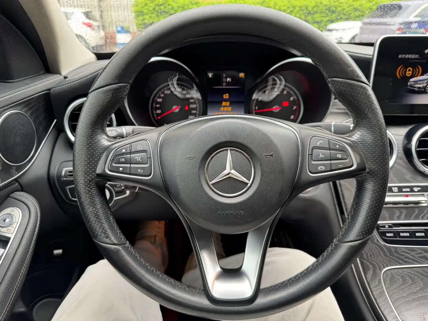 Mercedes-Benz C-Class 2018 C 180 L Fashion Sport Edition фото 10