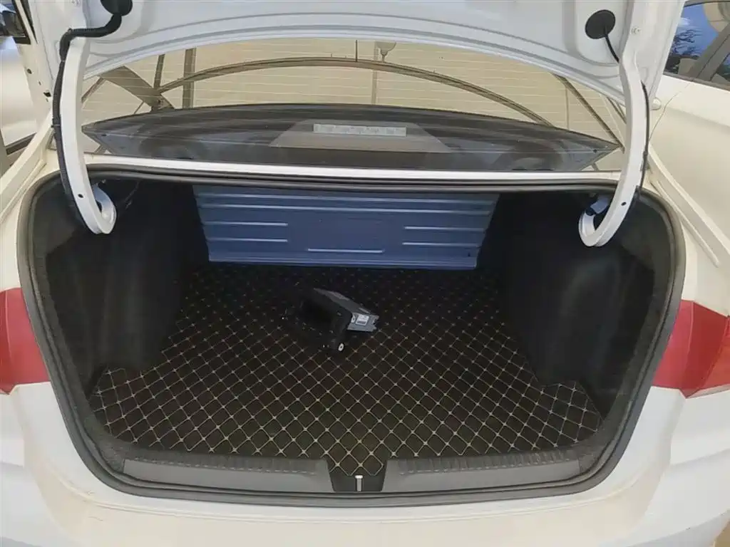 Volkswagen Santana 2021 1.5L Manual Trend Edition фото 15