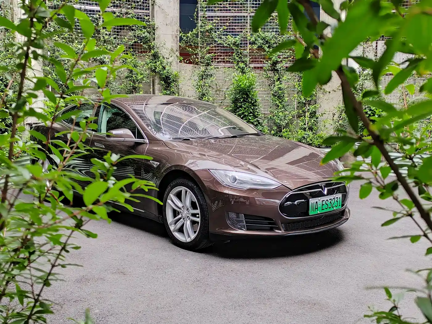 Tesla Model S 2015 2014 Model S 85