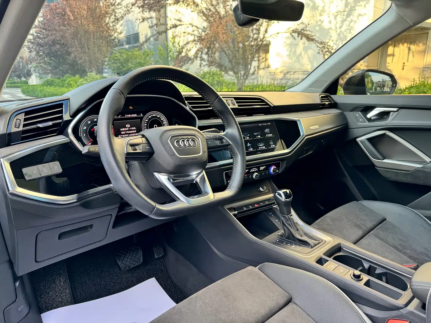 Audi Q3 2022 35 TFSI Fashion Dynamic фото 13