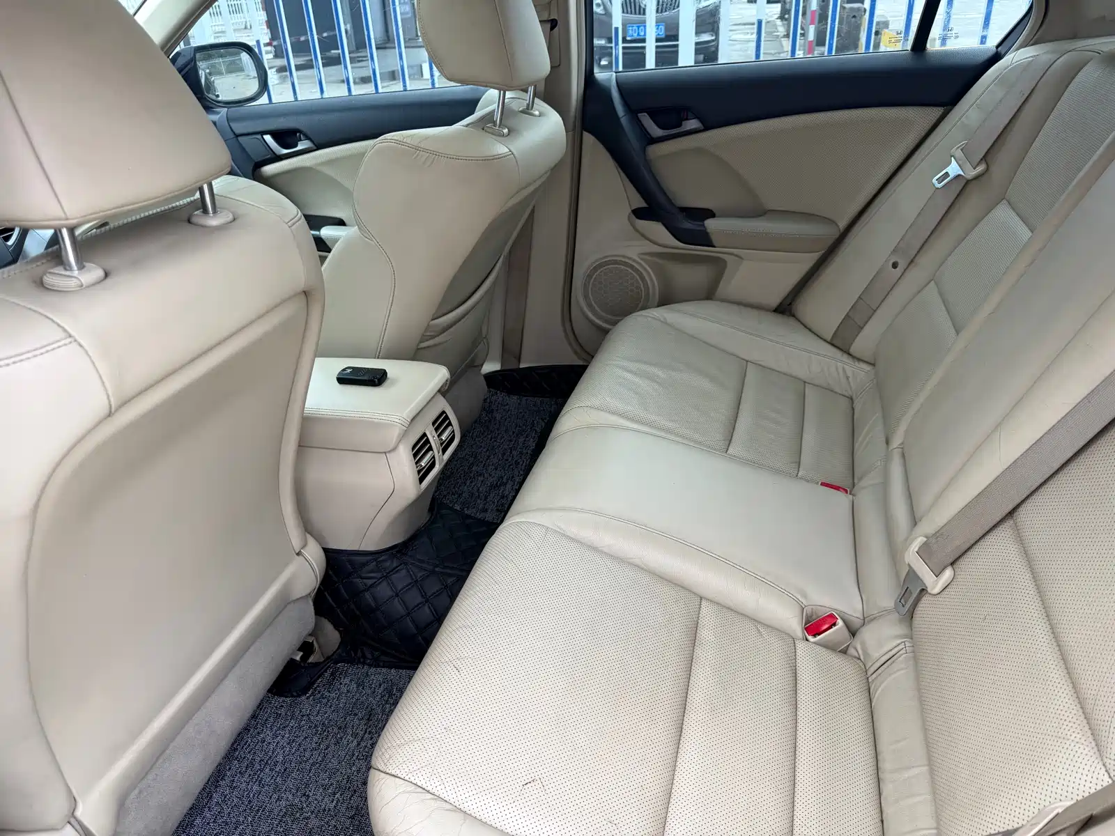 Фото 8 - Honda Spirior