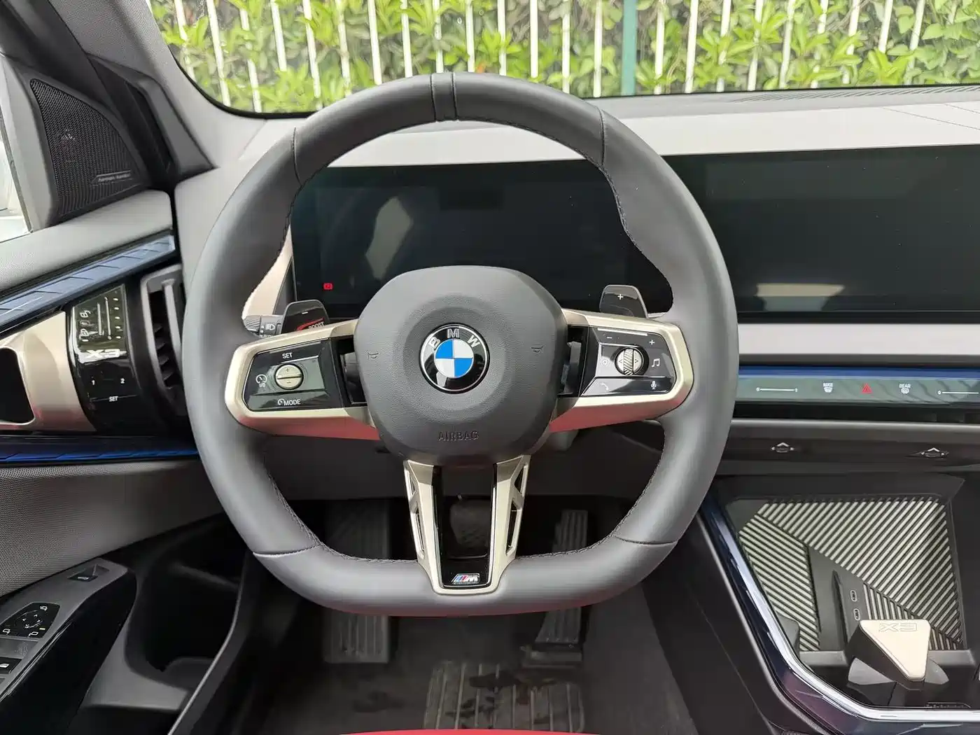 BMW X3 2025 xDrive30L Premium Model M Sport Black Package фото 11