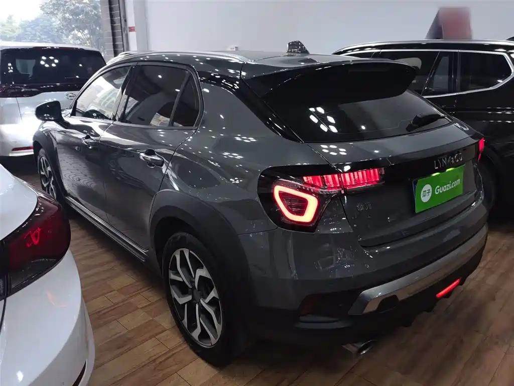 Lynk & Co 02 2018 1.5T DCT 2WD Power Edition China V фото 5