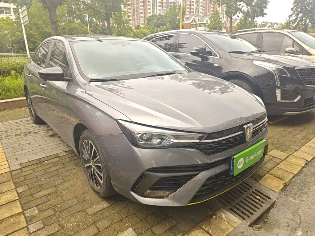Фото 4 - Roewe i5