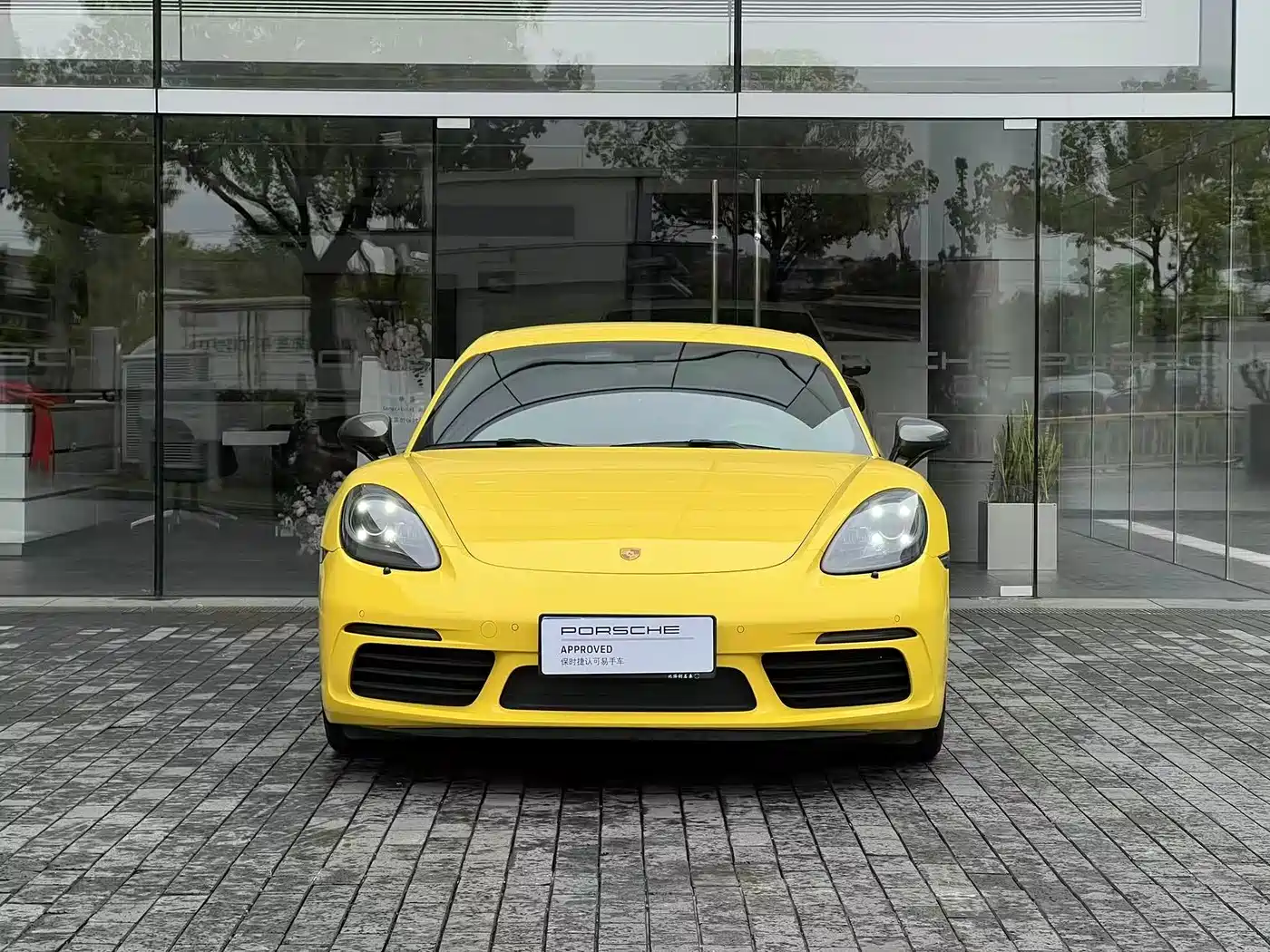 Porsche 718 2022 Cayman T 2.0T фото 5