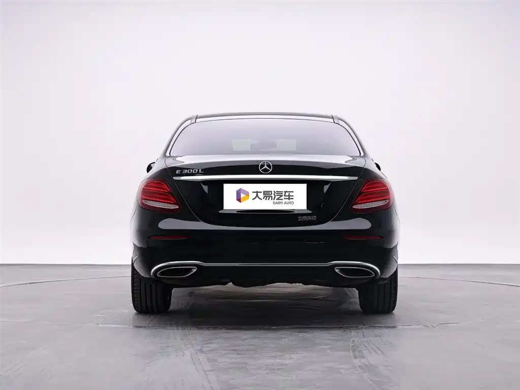 Mercedes-Benz E-Class 2018 Facelift E 300 L Luxury фото 4