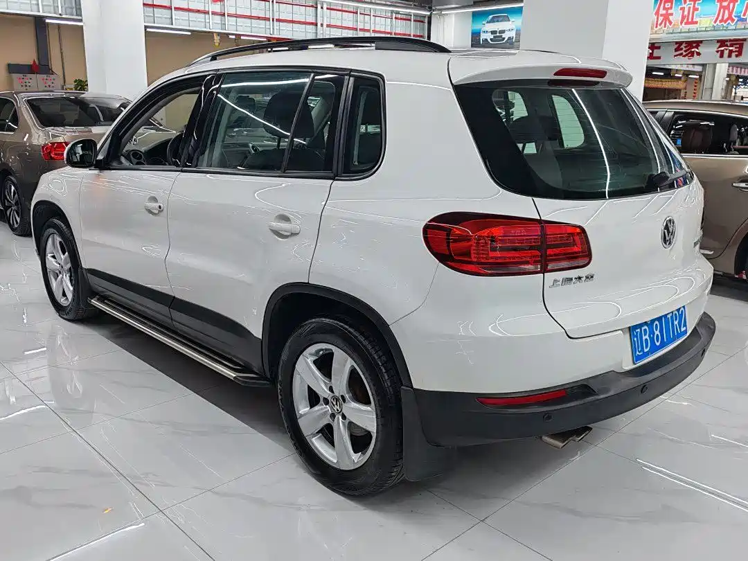 Volkswagen Tiguan 2015 1.8TSI Automatic 4WD Comfortline фото 4