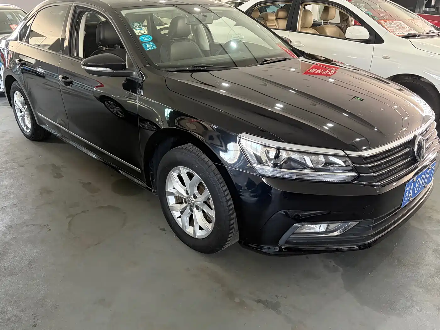 Volkswagen Passat 2017 280TSI DSG Prestige фото 6