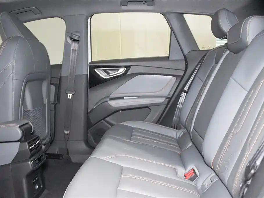 Audi Q4 e-tron 2024 40 e-tron Creation Edition фото 8