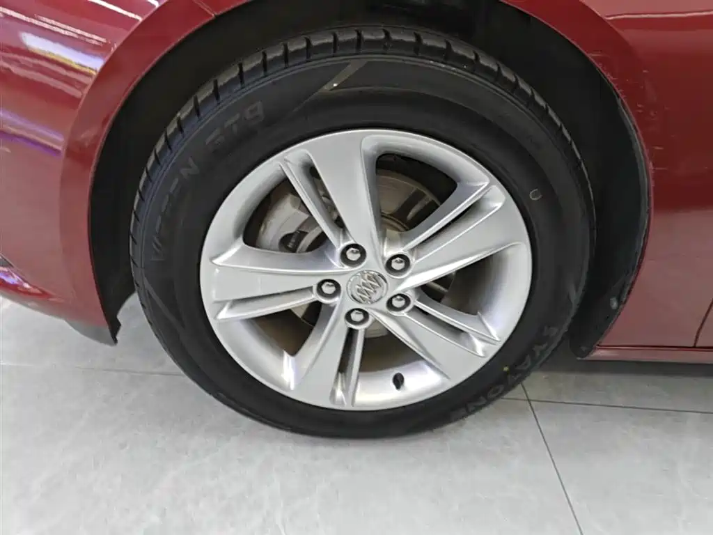 Buick Regal 2019 20T Elite China VI фото 23