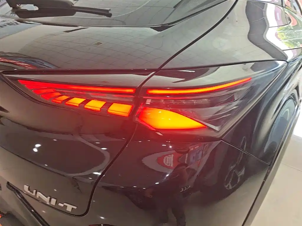 CHANGAN UNI-T