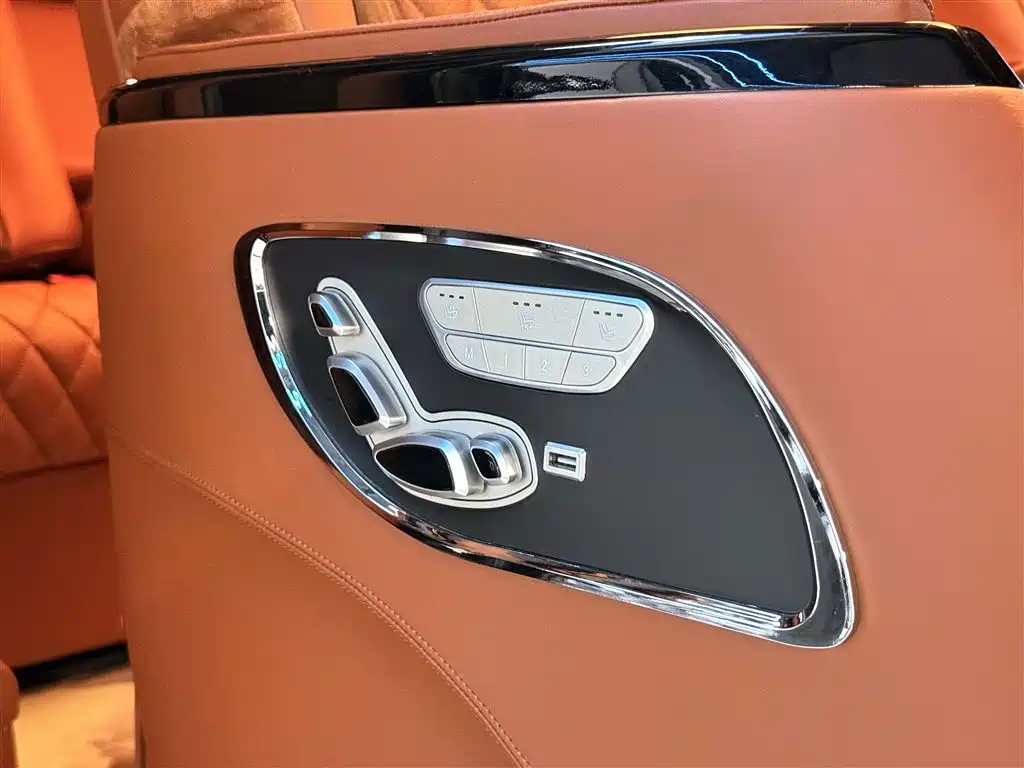 Mercedes-Benz Vito 2021 2.0T Elite 7-Seater фото 15