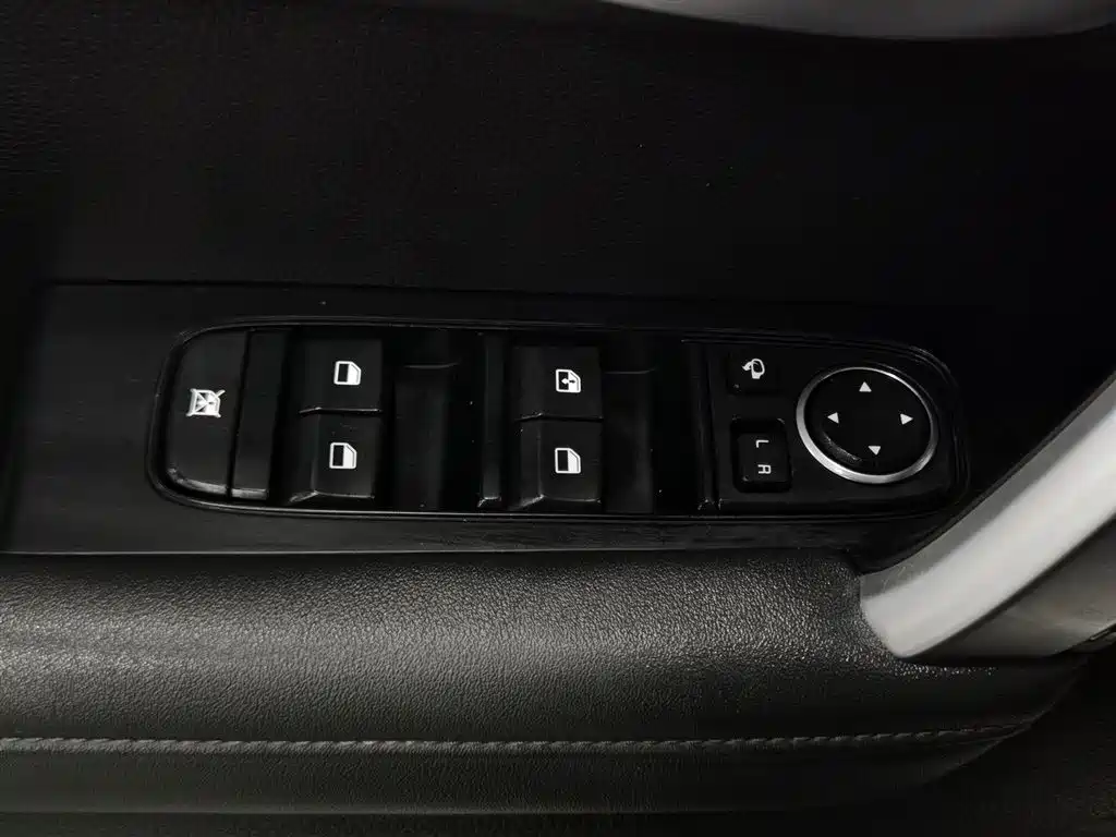 Kia Sportage 2018 2.0L Automatic Smart Luxury (China V) фото 9