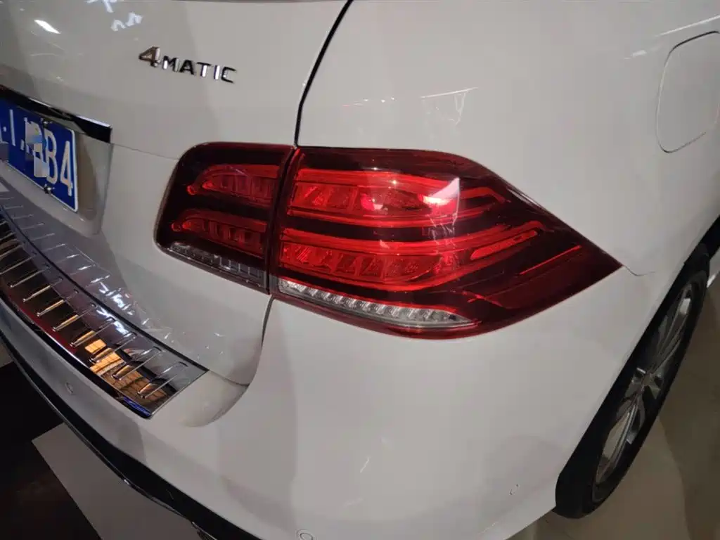 Mercedes-Benz GLE 2017 GLE 320 4MATIC Dynamic фото 8