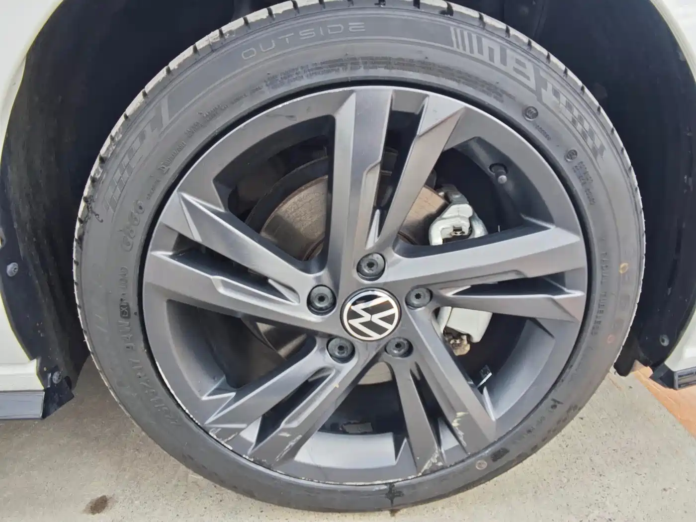 Volkswagen Golf 2023 280TSI DSG R-Line Lite фото 20