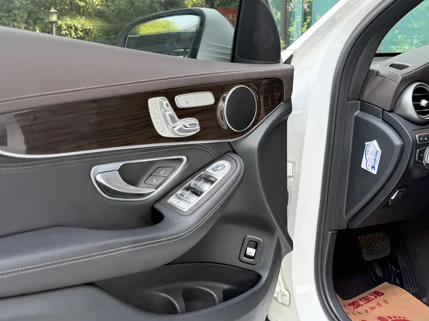 Mercedes-Benz GLC 2019 Facelift GLC 260 L 4MATIC Luxury фото 16