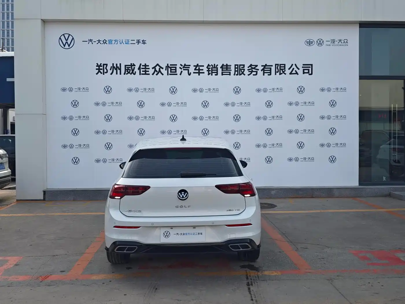 Volkswagen Golf 2023 280TSI DSG R-Line Lite фото 13