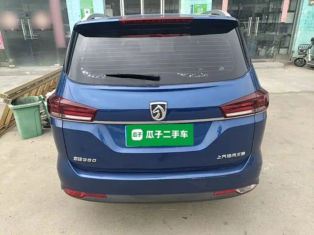 Фото 4 - Baojun 360