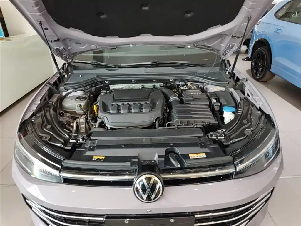 Volkswagen Passat 2025 Pro 380TSI Dragon Prestige Edition фото 20