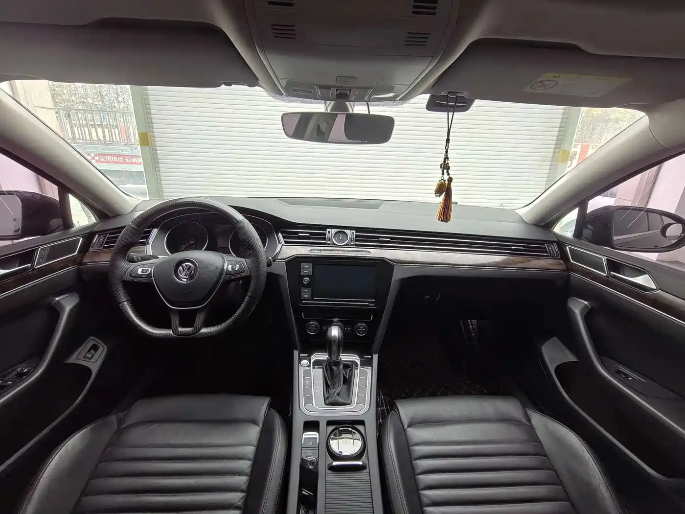 Volkswagen Magotan 2019 330TSI DSG Luxury Class China VI фото 13