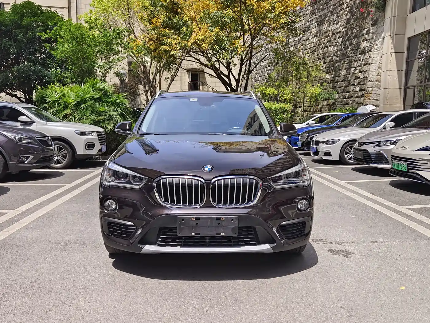 BMW X1 2018 sDrive20Li Leading Model фото 2