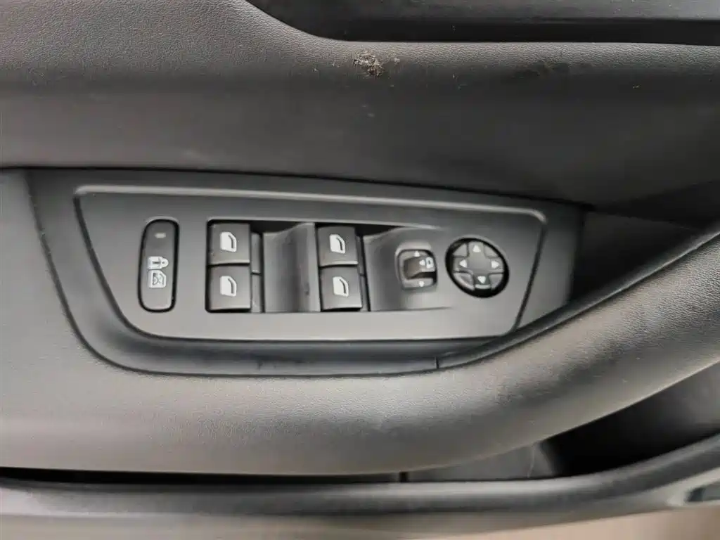 Peugeot 508 2021 508L 400THP PureTech Driving Control Edition фото 9