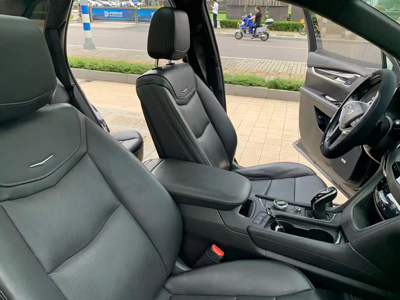 Cadillac XT5 2020 28T Luxury Model фото 27