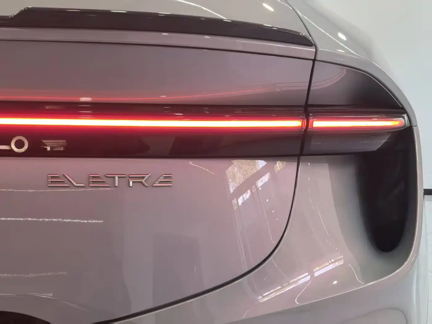 LOTUS SPORTS CAR ELETRE