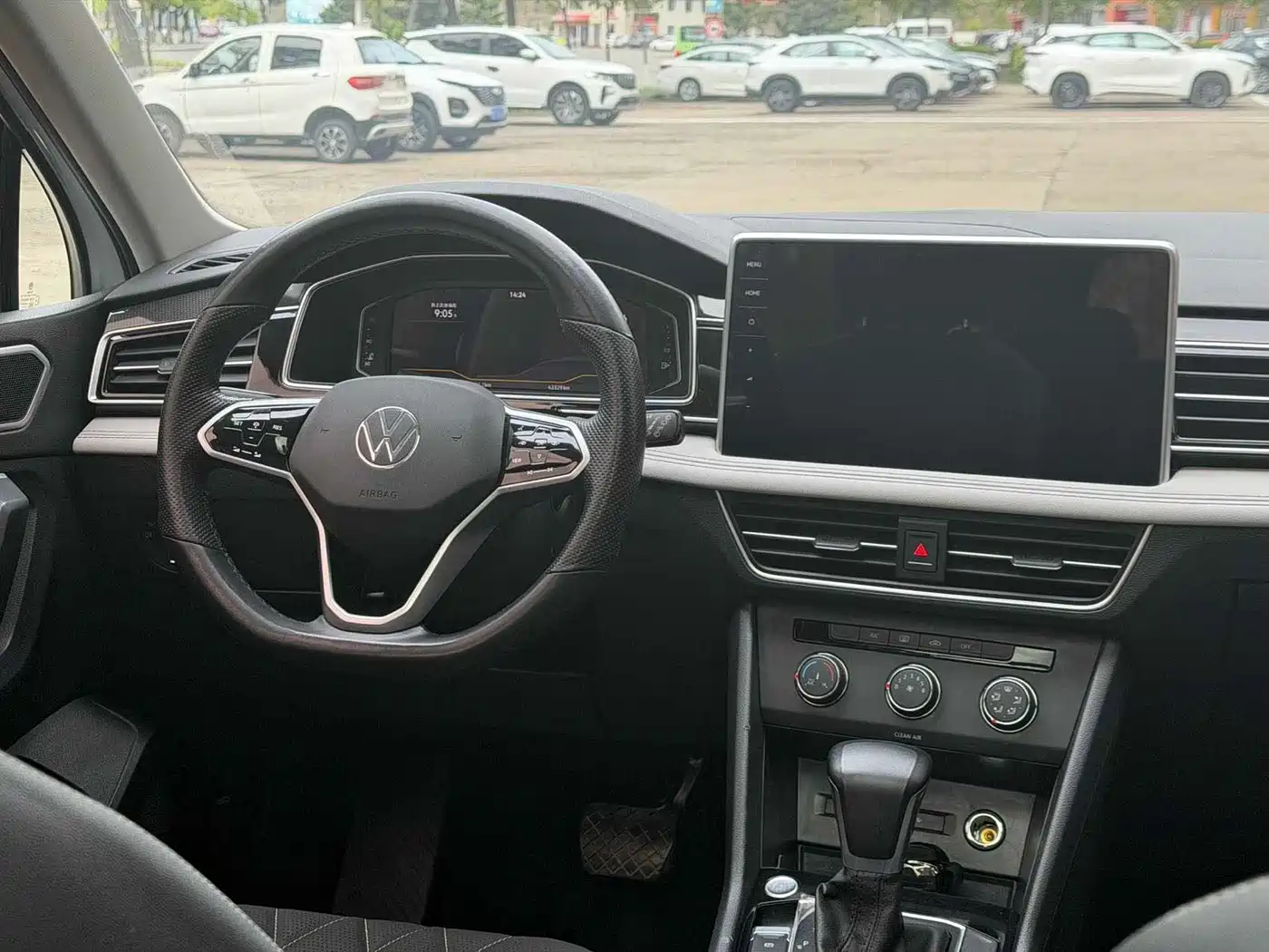 Volkswagen Tiguan L 2023 280TSI 2WD Trend Limited Edition фото 12