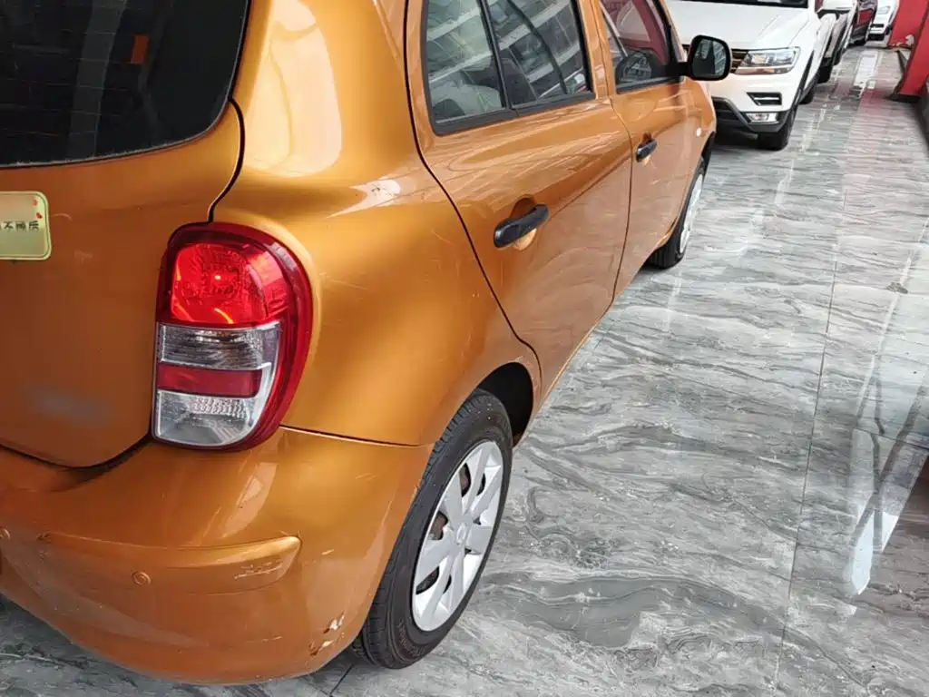 Nissan March 2015 2010 1.5L Automatic Easy Shine Edition
