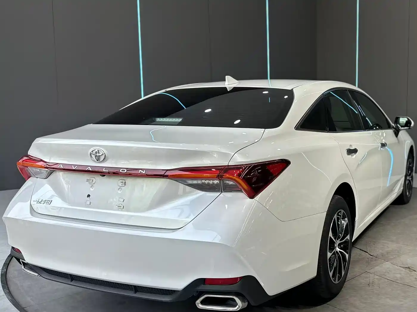 TOYOTA ASIAN DRAGON