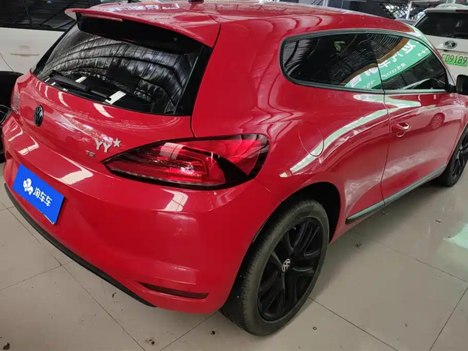 Volkswagen Scirocco 2015 1.4TSI Trend Edition фото 3