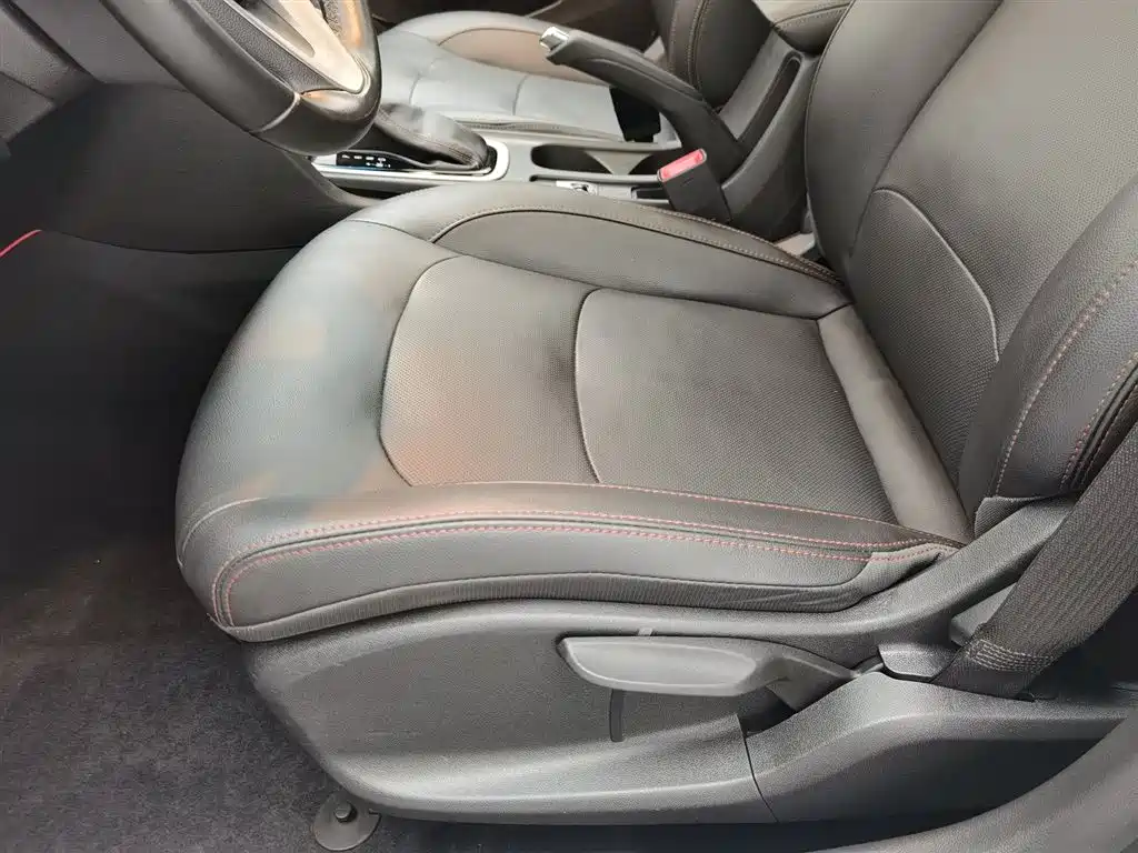 Chevrolet Monza 2019 RS 330T Auto Smooth Edition China VI фото 20