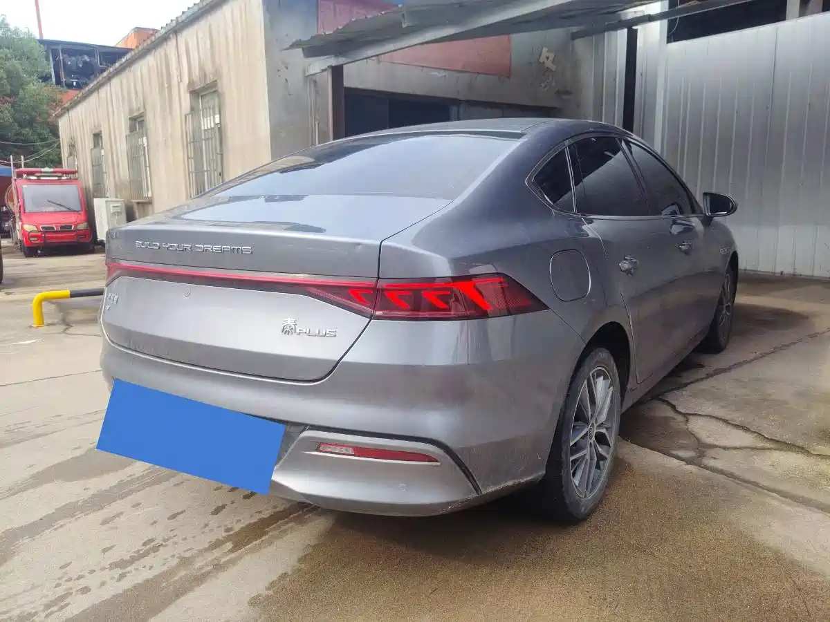 BYD Qin PLUS 2023 Champion Edition EV 510KM Leading Type фото 10