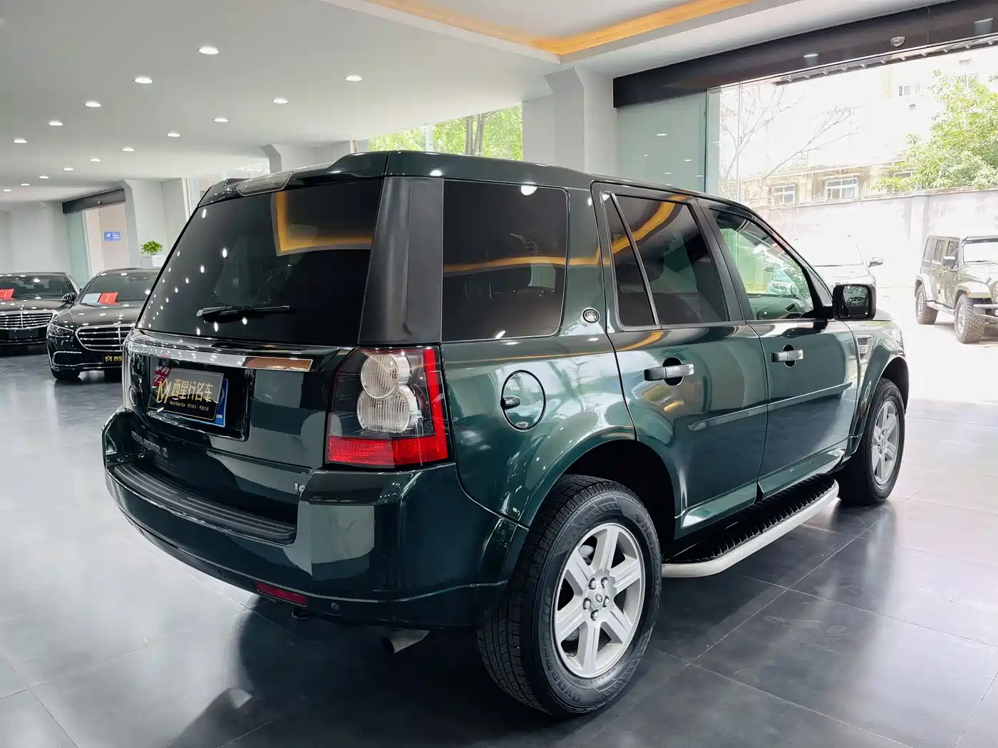 Land Rover Freelander 2 2011 3.2L i6 SE Petrol фото 3