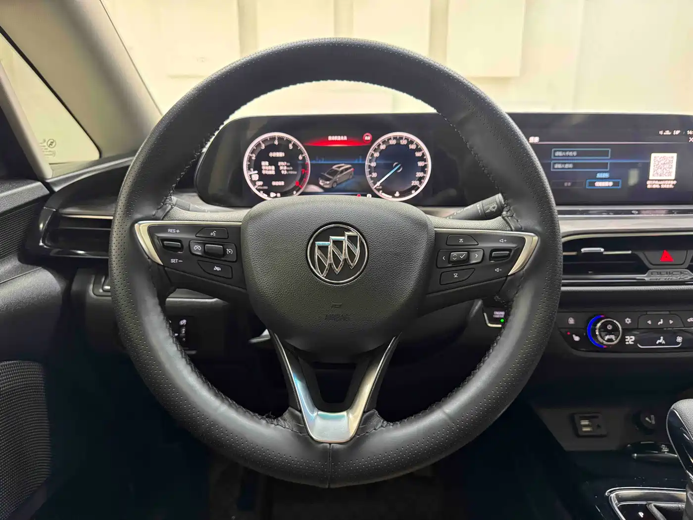 Buick GL6 2021 323T Mild Hybrid Connected Luxury фото 15