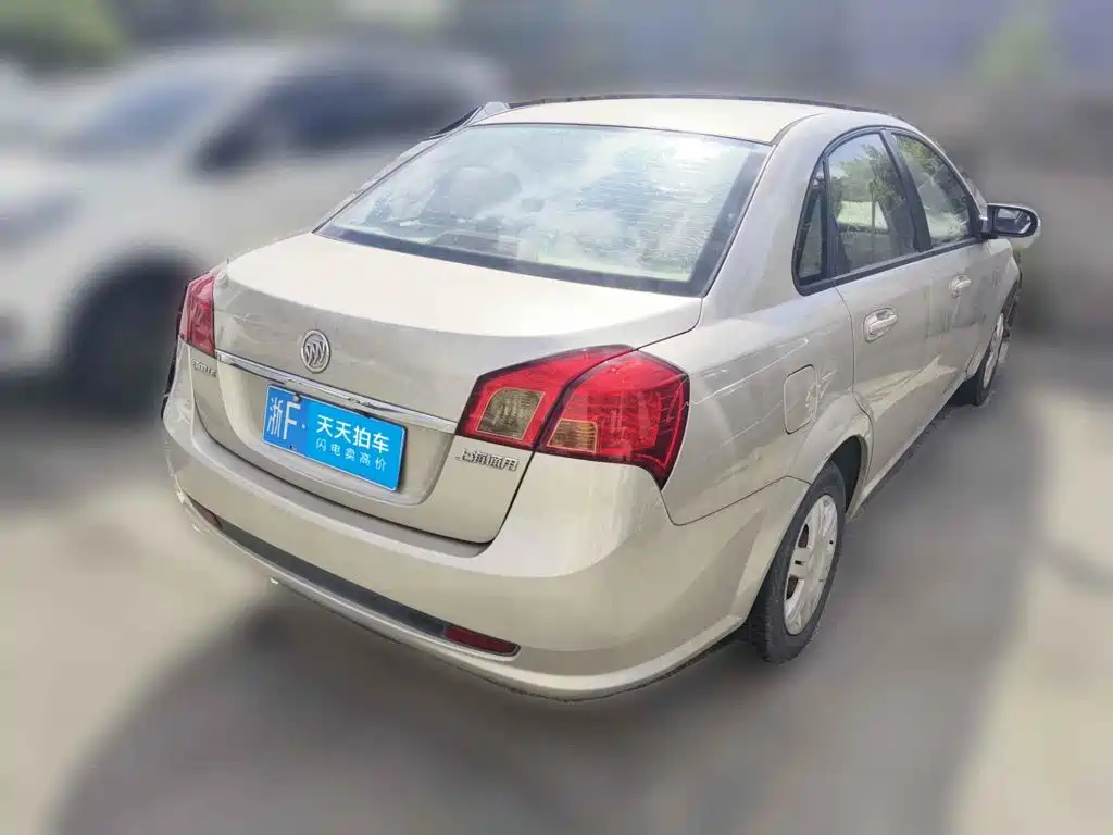 Фото 2 - Buick Excelle