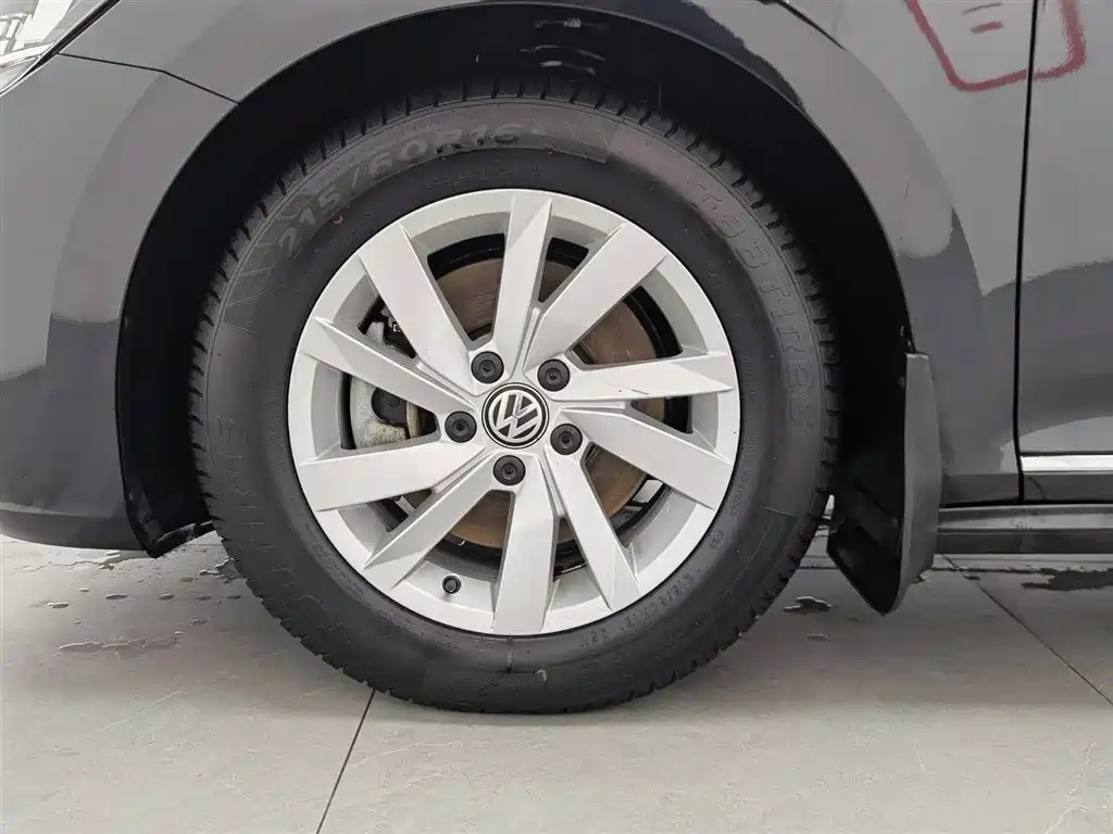 Volkswagen Passat 2019 Model 280TSI Business Edition China VI фото 17