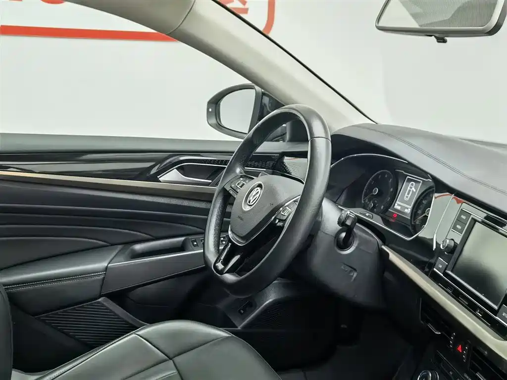 Volkswagen Passat 2019 Model 280TSI Business Edition China VI фото 22