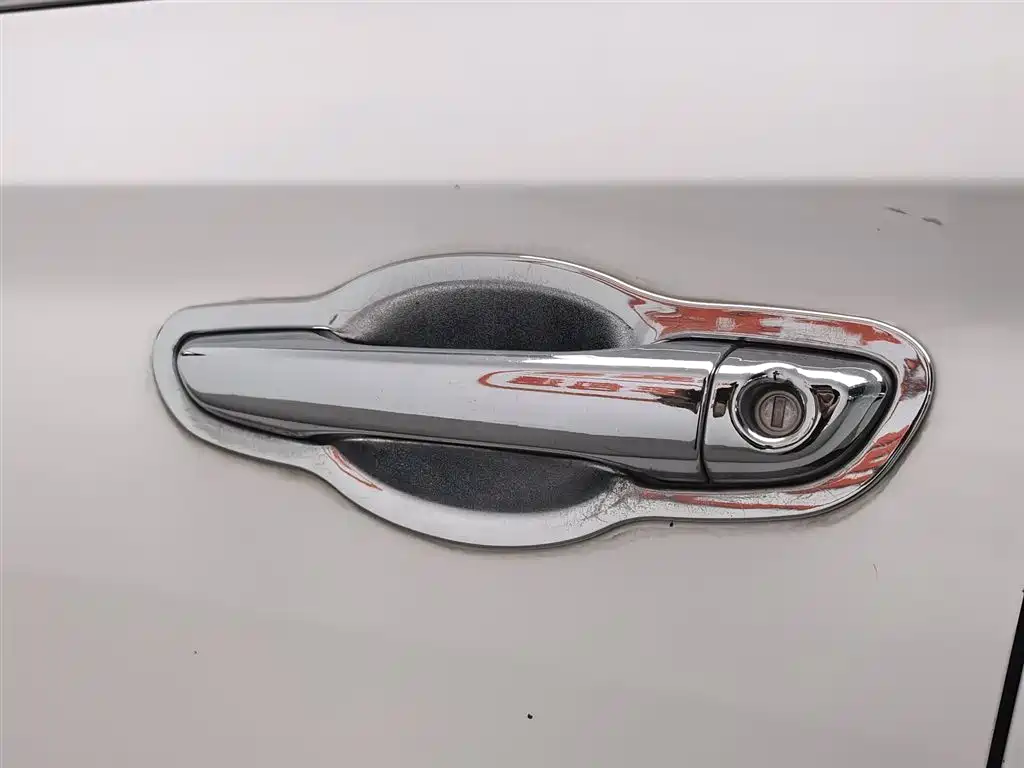 Hyundai Verna 2016 1.4L Manual Cool Edition GLS фото 18