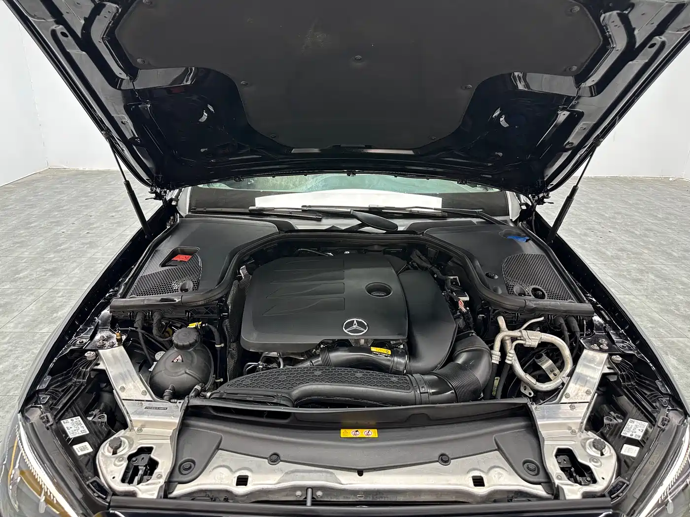 Mercedes-Benz E-Class 2023 E 300 L Luxury фото 22