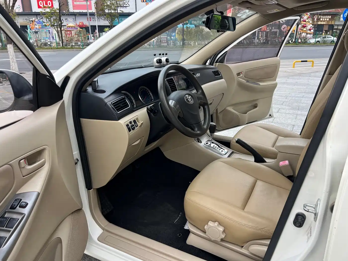 Toyota Corolla 2013 1.6L Automatic Excellence Edition фото 7