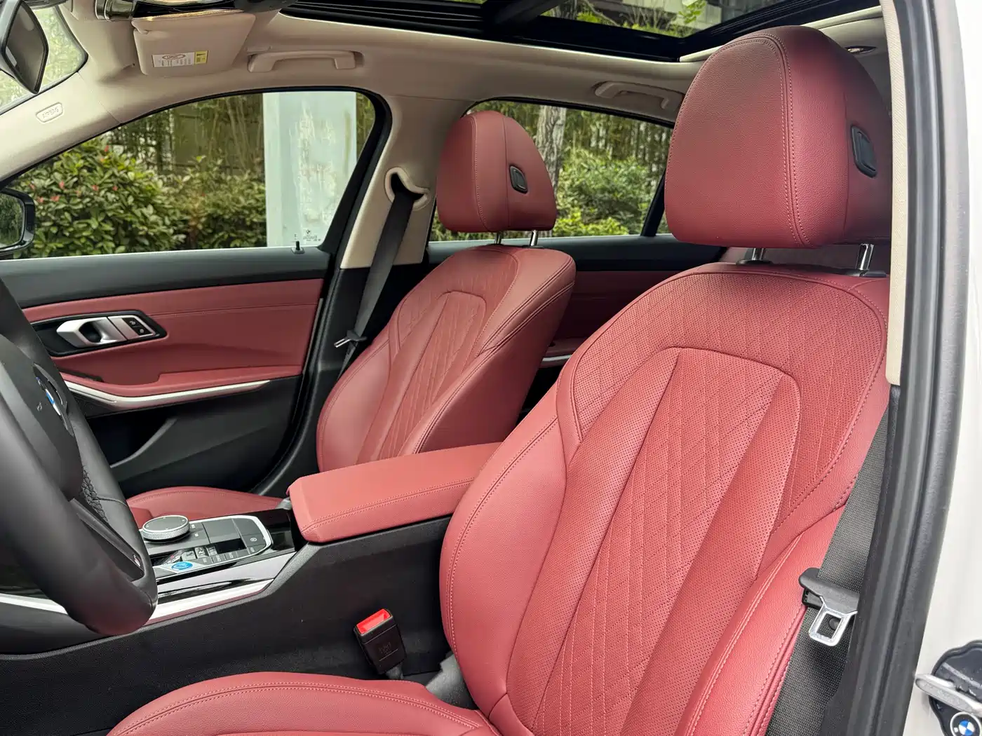 BMW i3 2024 eDrive 35 L фото 6