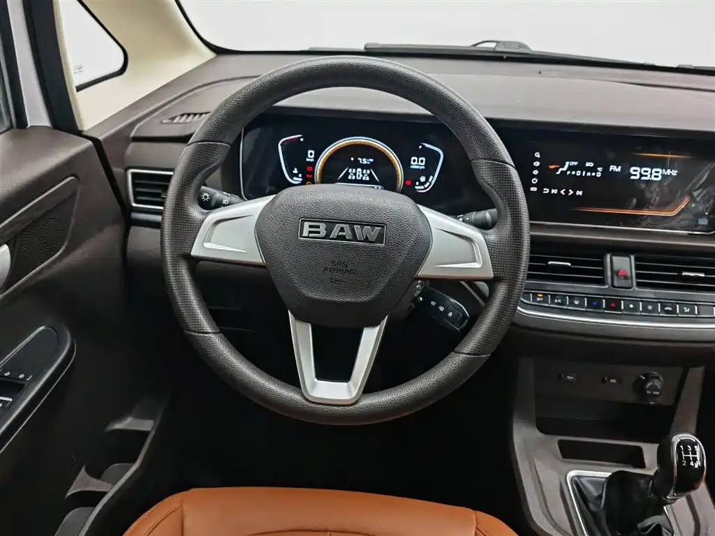 BAW (Beijing Automobile Works) Ruisheng Ace M7 2023 1.6L Standard Wheelbase Wealth Creation 7-seater фото 11