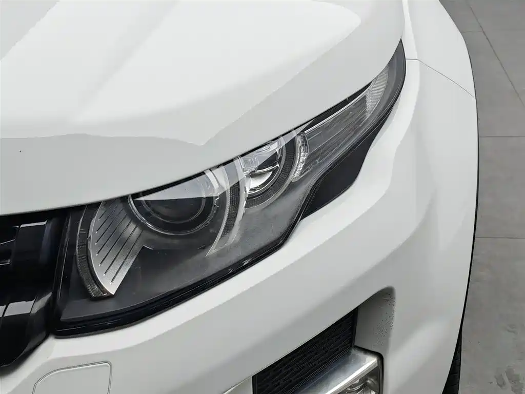Land Rover Range Rover Evoque (Import) 2013 2.0T 5-door Dynamic Edition фото 7