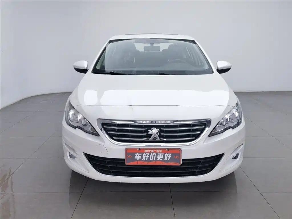 Peugeot 408 2015 Model 1.2T Automatic Luxury Edition фото 3