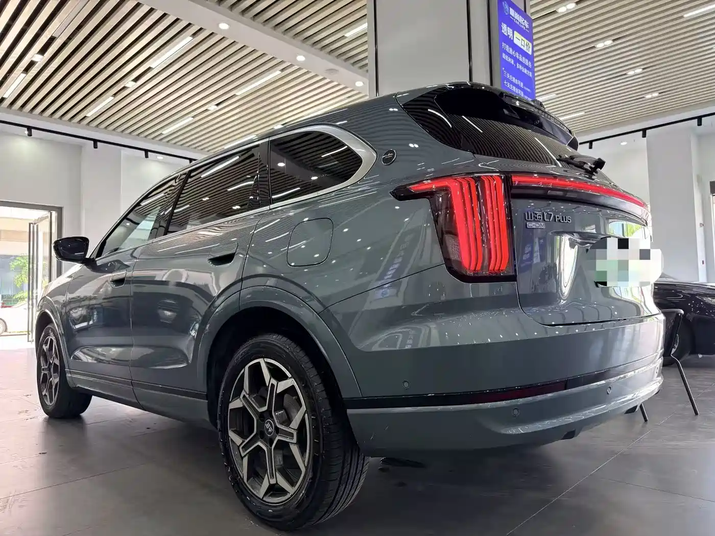 Jetour Shanhai L7 PLUS 2025 Base Model 7-Seater фото 4