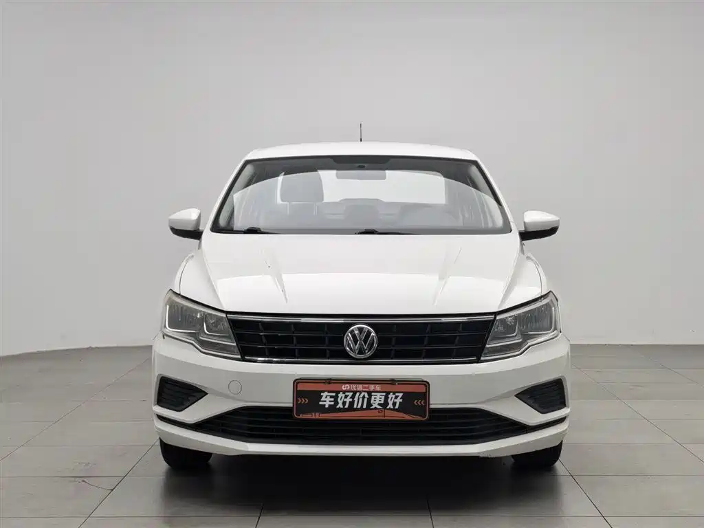 Volkswagen Jetta 2017 1.5L Automatic Fashion фото 3