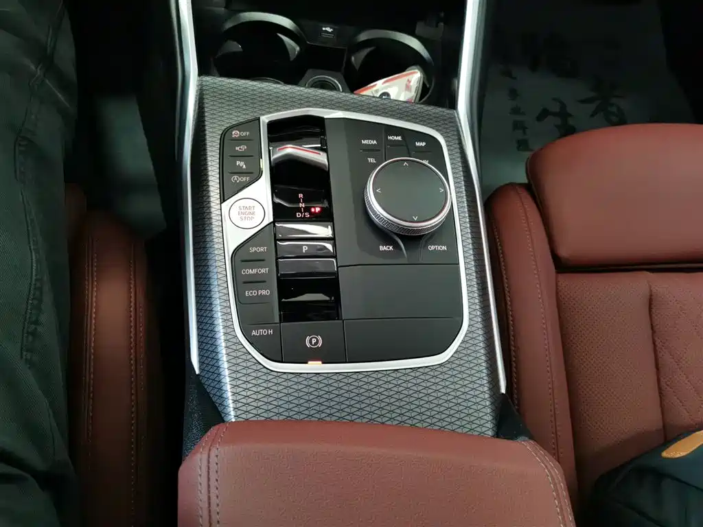 BMW 3 Series 2024 325Li M Sport Shadowline Package фото 10
