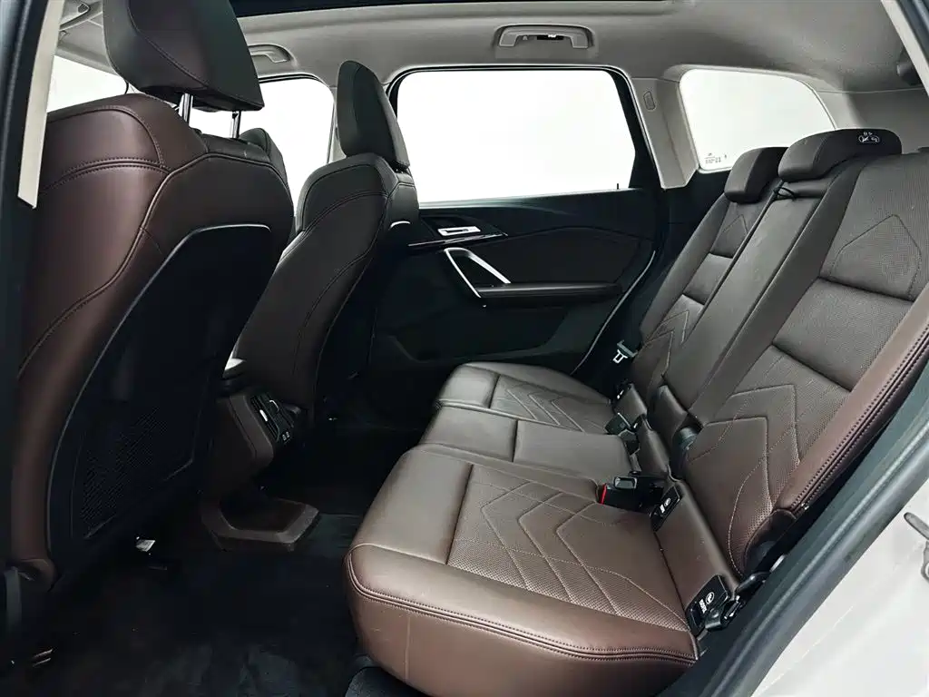 BMW X1 2023 sDrive20Li X Design Package фото 22